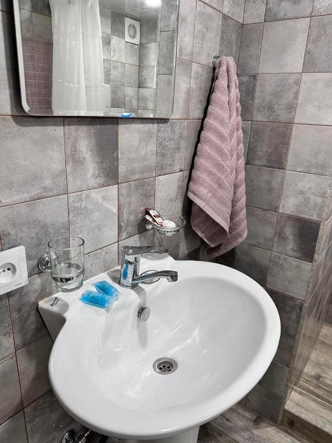 Mandarin Hotel Yerevan Luaran gambar